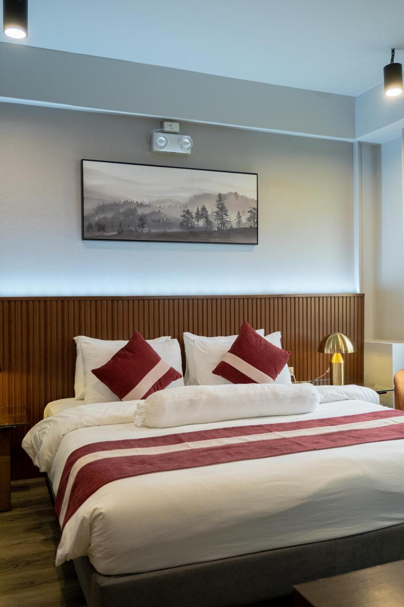 Kekehyu Business Hotel Valencia  Exteriör bild